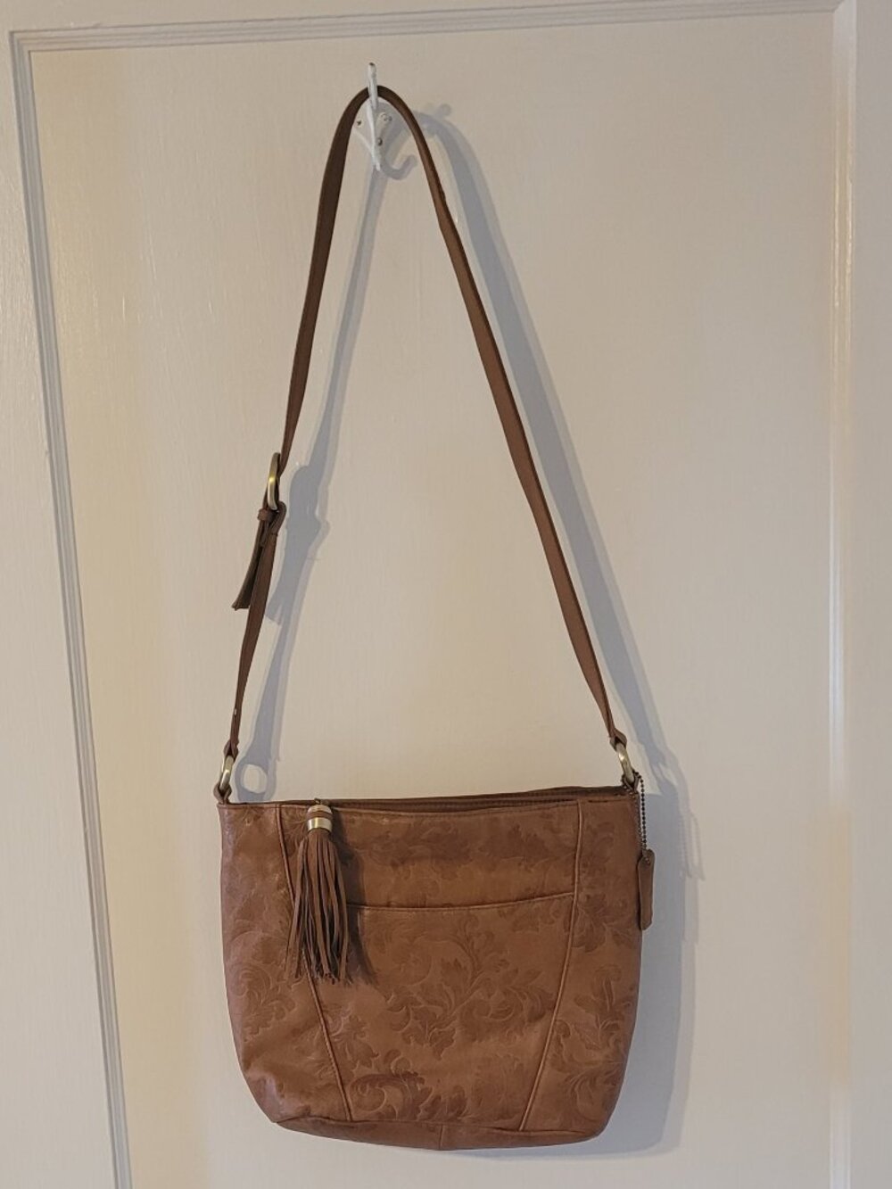 Gorgeous Vintage Brown Embossed Leather Triple Compartment Bag